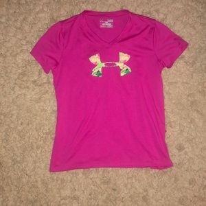 Under armour pink t-shirt